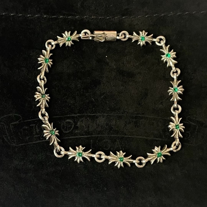 Ch*0me He**ts bracelets